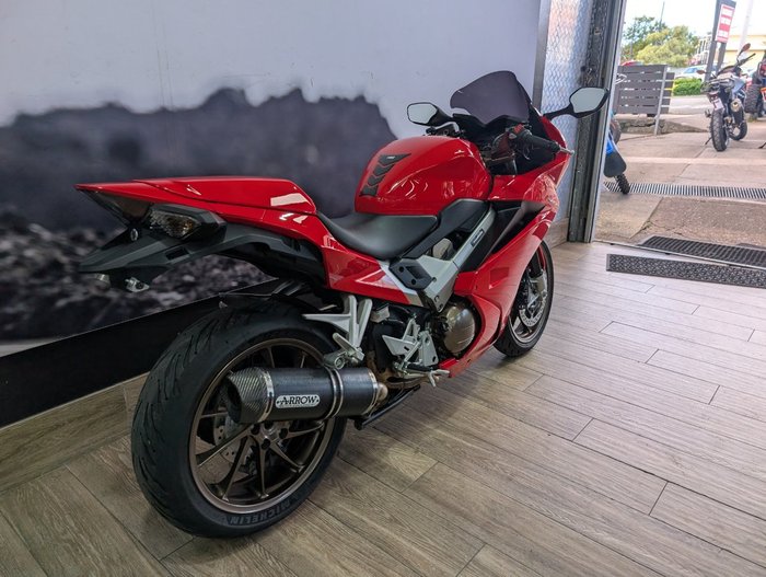 2014 Honda VFR800F (VFR800Fi) RED