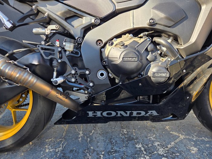 2017 Honda CBR1000RR (FIREBLADE) SP2 RED
