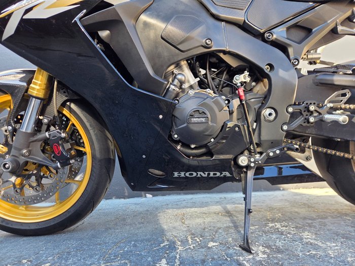 2017 Honda CBR1000RR (FIREBLADE) SP2 RED