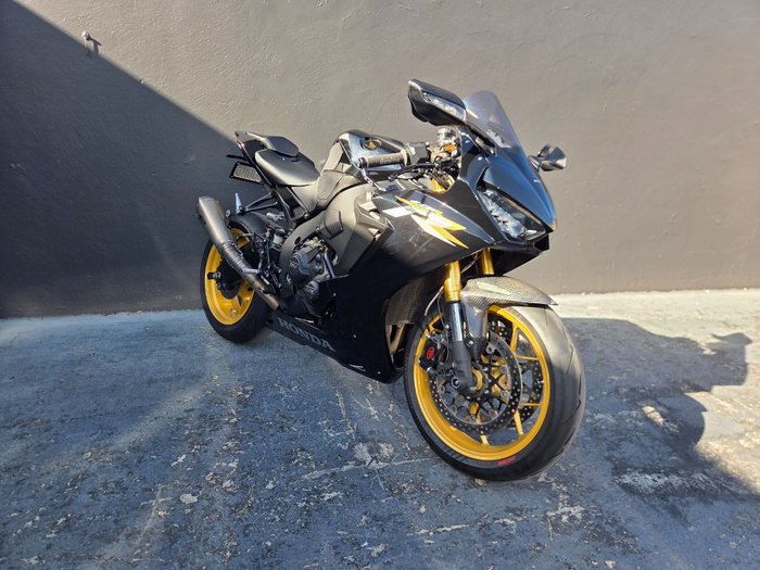 2017 Honda CBR1000RR (FIREBLADE) SP2 RED