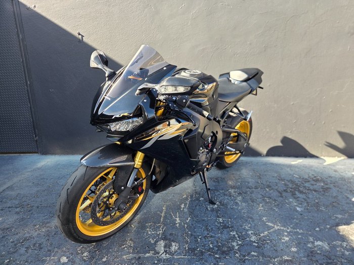 2017 Honda CBR1000RR (FIREBLADE) SP2 RED