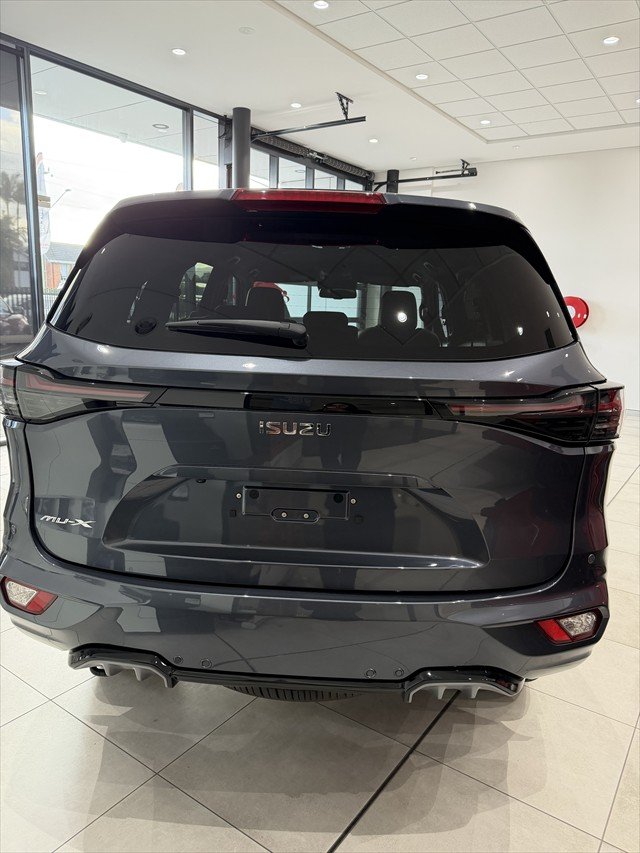 2025 Isuzu MU-X LS-T