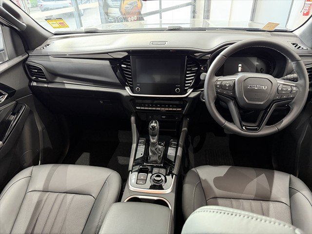 2025 Isuzu MU-X LS-T