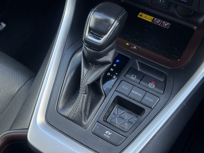 2024 Toyota RAV4 Cruiser (2WD) Hybrid