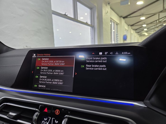 2022 BMW X5 M50i