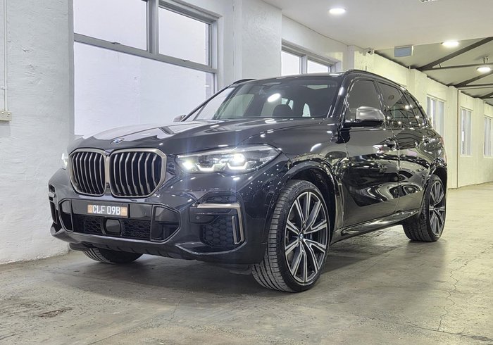 2022 BMW X5 M50i