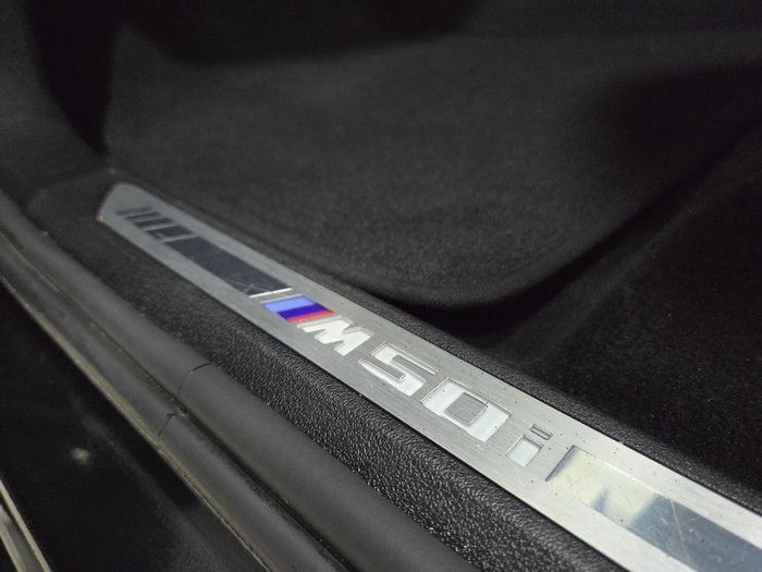 2022 BMW X5 M50i