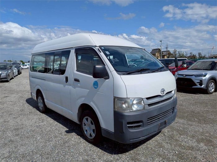 2009 Toyota Hiace