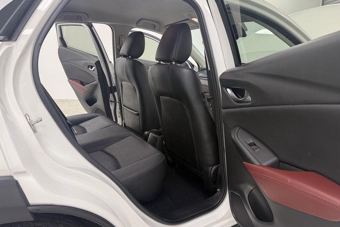 2017 Mazda CX-3 sTouring DK White