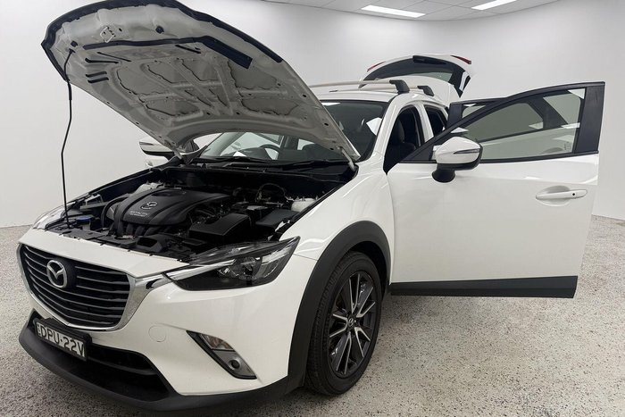 2017 Mazda CX-3 sTouring DK White