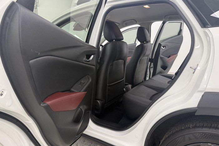 2017 Mazda CX-3 sTouring DK White