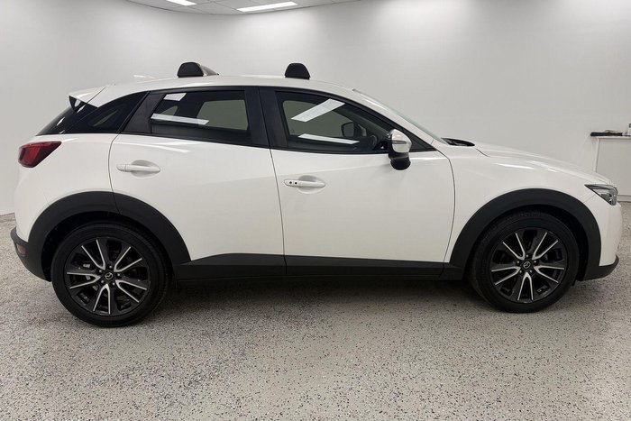 2017 Mazda CX-3 sTouring DK White
