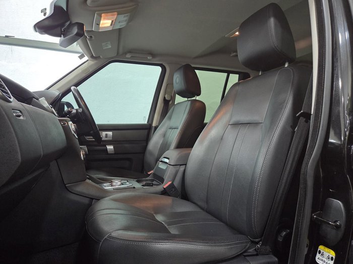 2016 Land Rover Discovery TDV6
