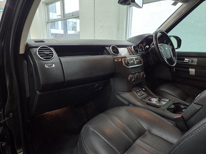 2016 Land Rover Discovery TDV6