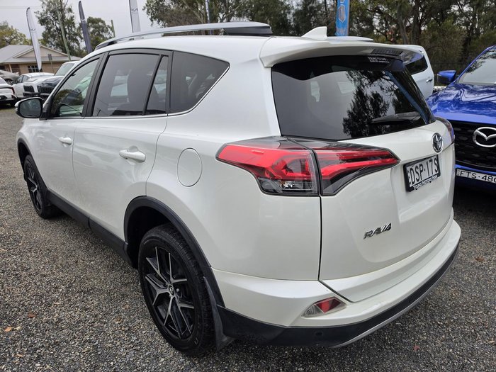 2017 Toyota RAV4 GXL