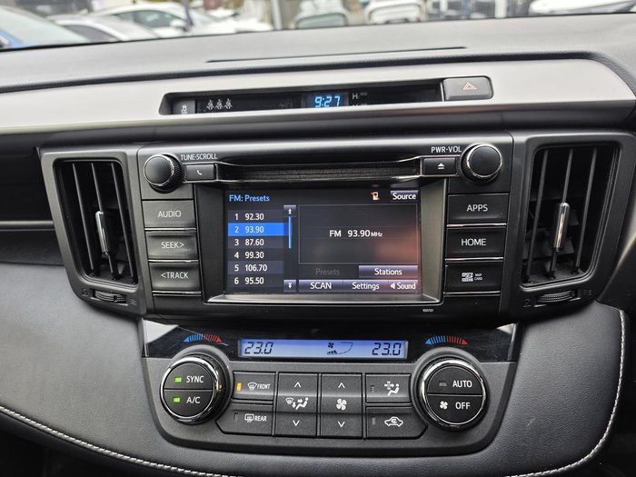 2017 Toyota RAV4 GXL