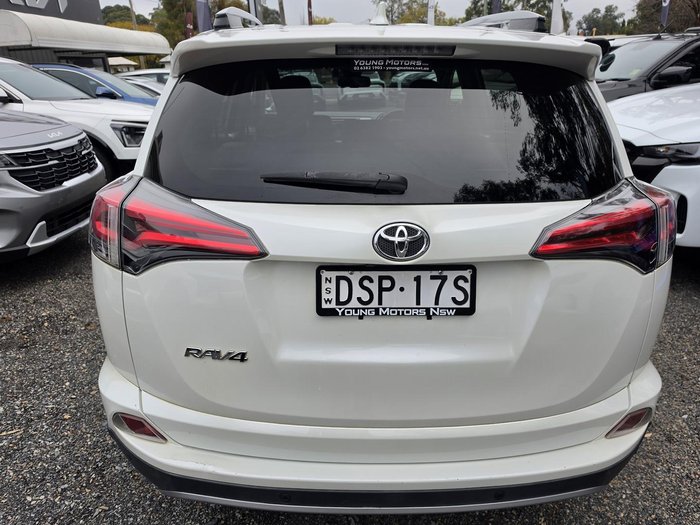 2017 Toyota RAV4 GXL