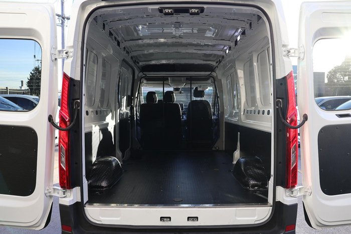 2024 LDV Deliver 9 7