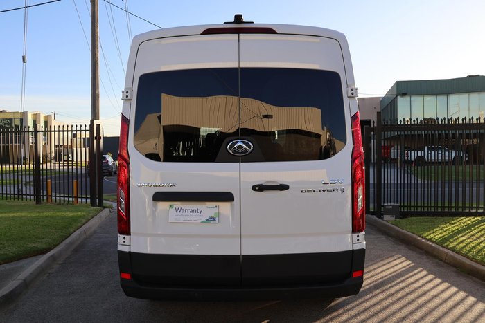 2024 LDV Deliver 9 5