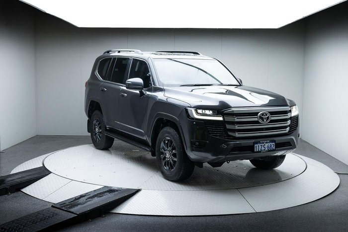 2025 Toyota Landcruiser VX