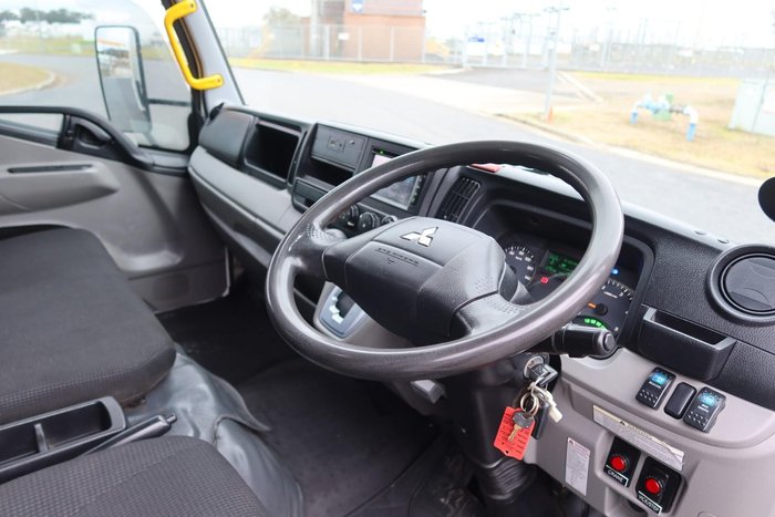2017 Fuso Canter 918