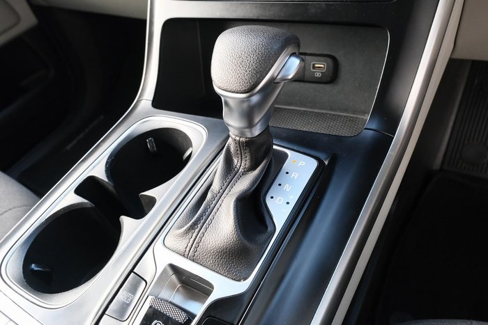 2022 Kia Carnival S