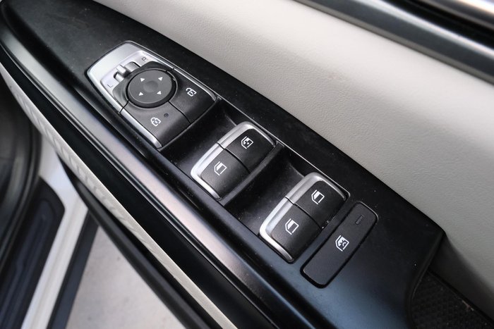 2022 Kia Carnival S
