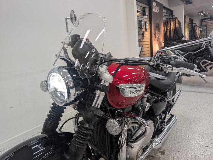 2022 Triumph BONNEVILLE SPEEDMASTER Red