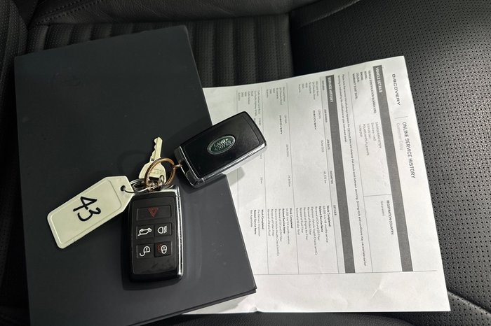 2021 Land Rover Discovery D300 SE