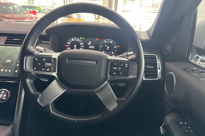 2021 Land Rover Discovery D300 SE