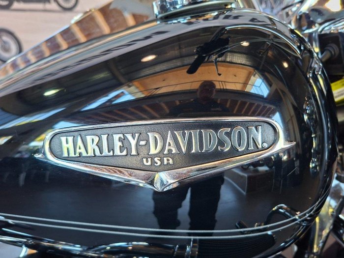 2007 Harley-Davidson Road King 1584 (FLHR)