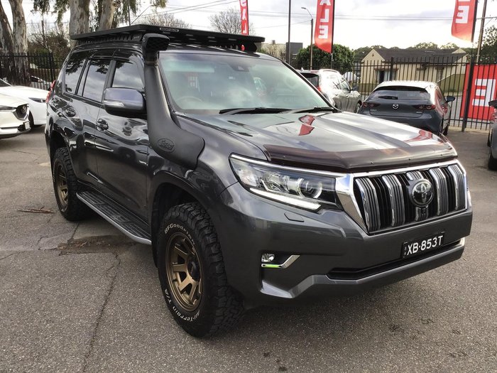 2022 Toyota Landcruiser Prado VX