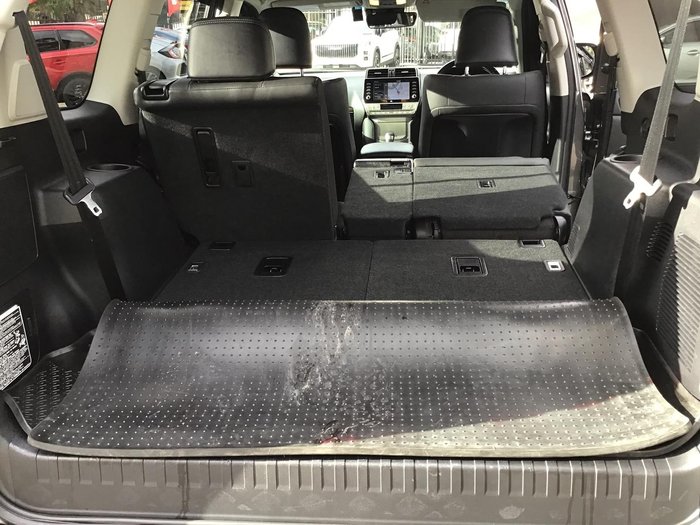 2022 Toyota Landcruiser Prado VX