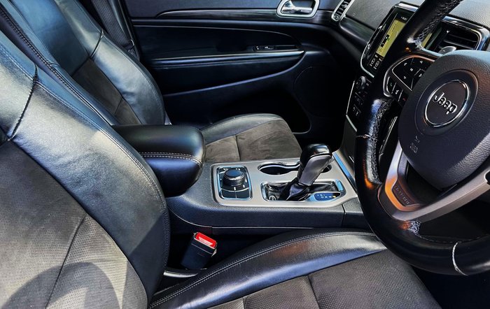 2021 Jeep Grand Cherokee Night Eagle