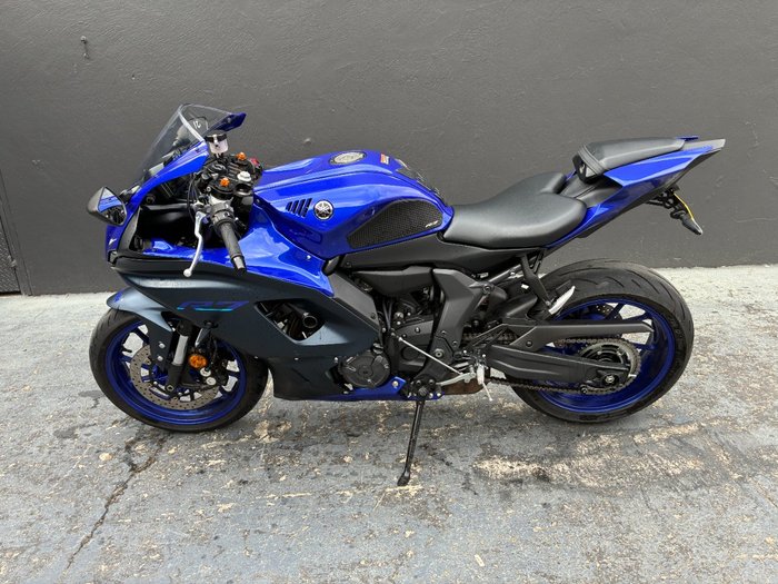 2023 Yamaha YZF-R7LA BLUE