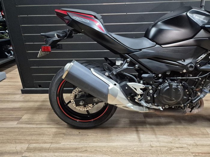 2020 Kawasaki Z400 Red