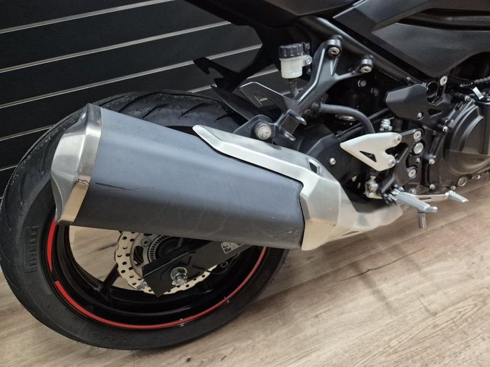 2020 Kawasaki Z400 Red
