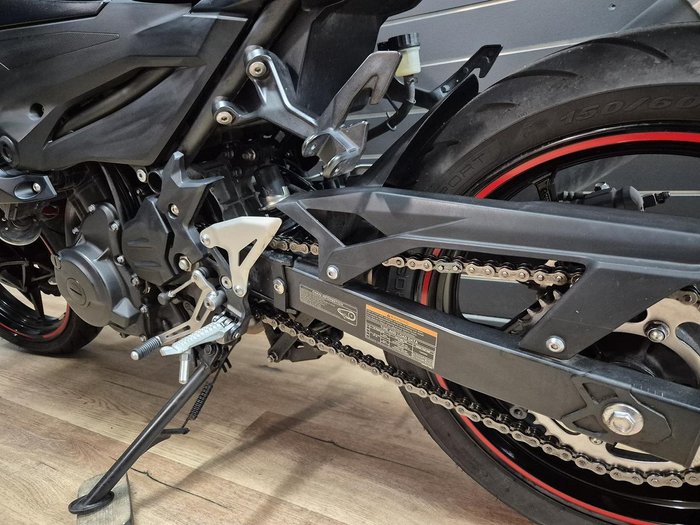 2020 Kawasaki Z400 Red