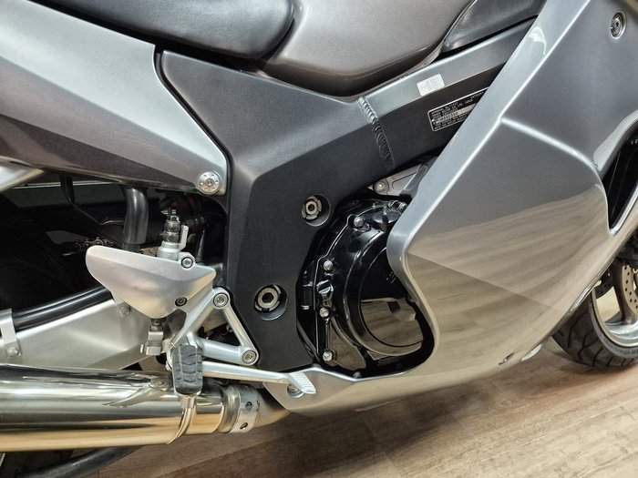 2006 Honda CBR1100XX (SUPER BLACKBIRD) Grey