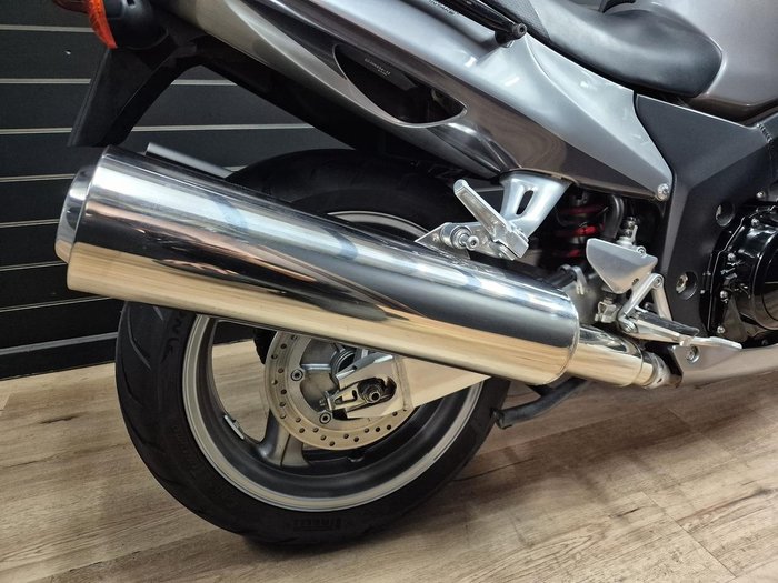 2006 Honda CBR1100XX (SUPER BLACKBIRD) Grey