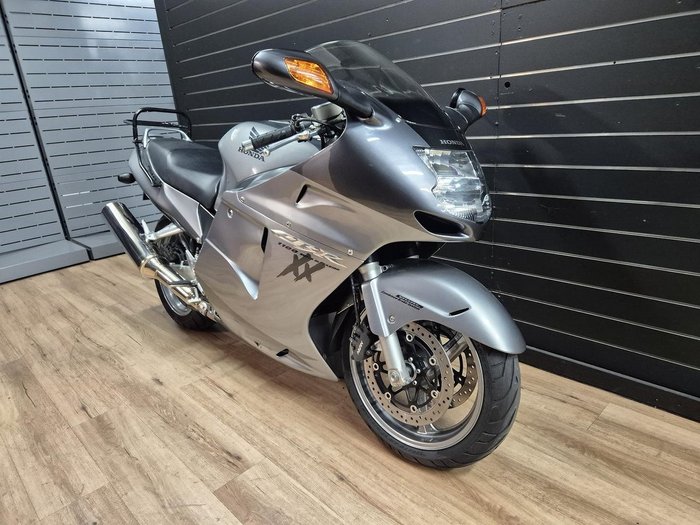 2006 Honda CBR1100XX (SUPER BLACKBIRD) Grey
