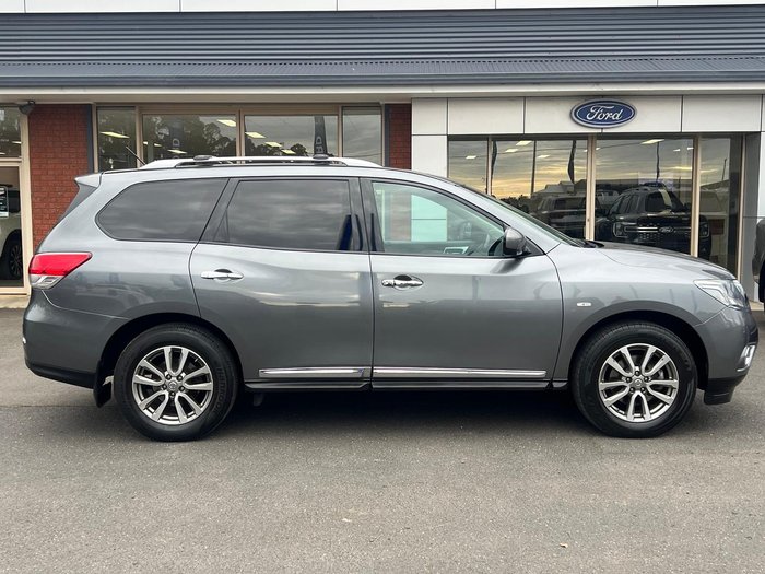 2015 Nissan Pathfinder ST-L