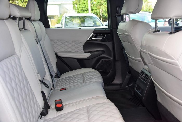2022 Mitsubishi Outlander