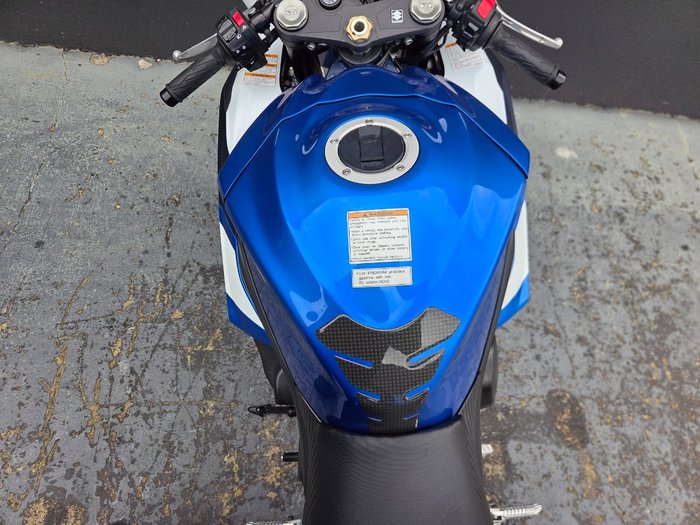 2013 Suzuki GSX-R1000 BLUE