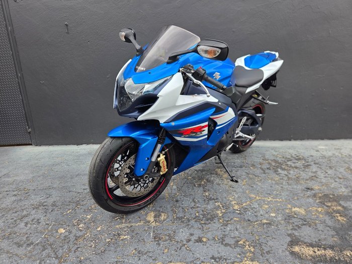 2013 Suzuki GSX-R1000 BLUE