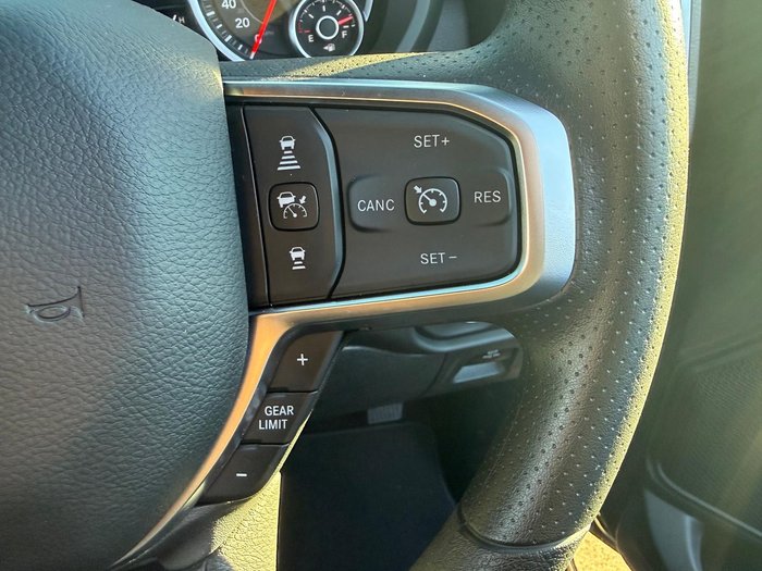 2026 RAM 1500 Express Black Edition Hurricane SO