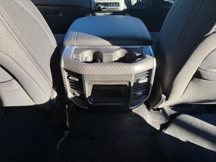 2026 RAM 1500 Express Black Edition Hurricane SO