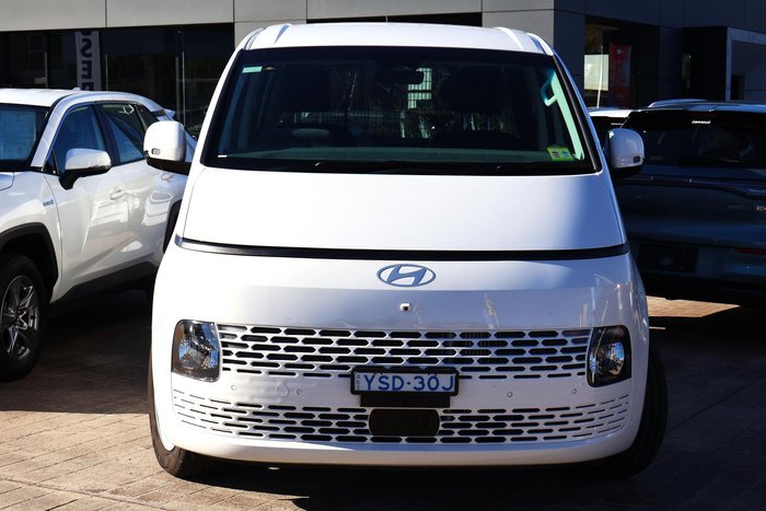 2024 Hyundai STARIA LOAD