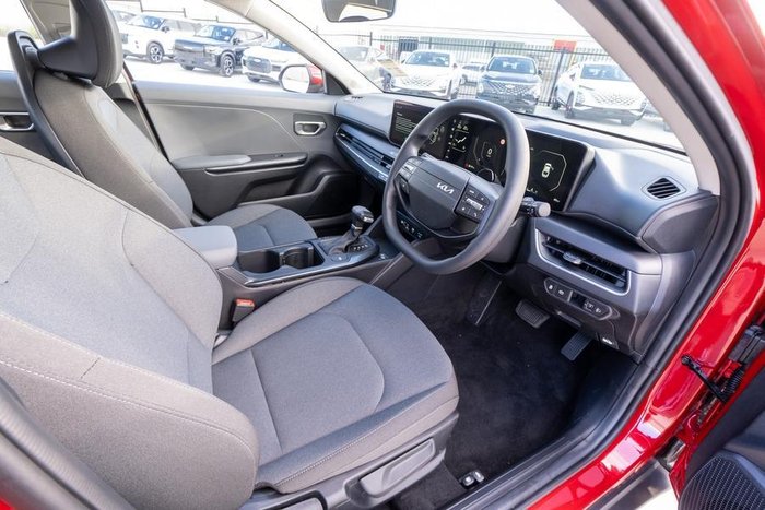 2025 Kia K4 Sport