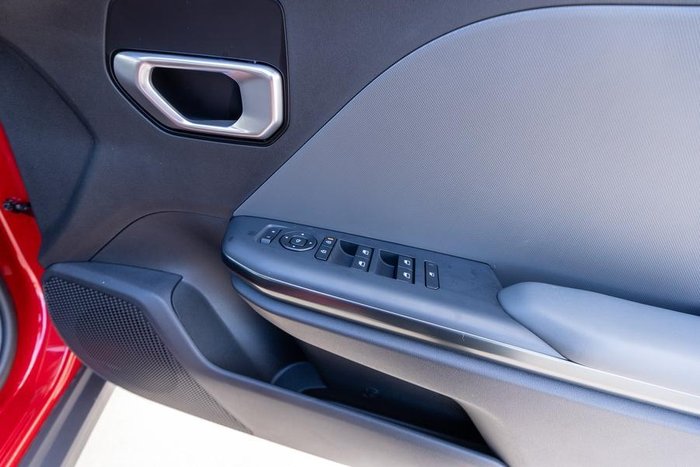 2025 Kia K4 Sport